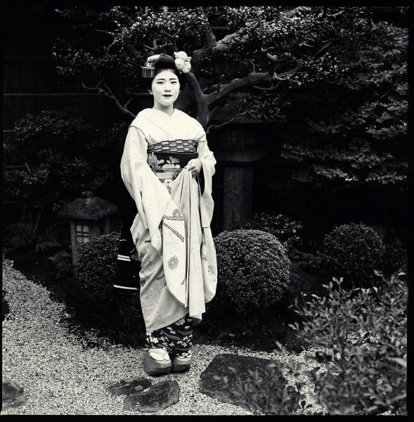 Image of a Geisha shot on large format black and white film