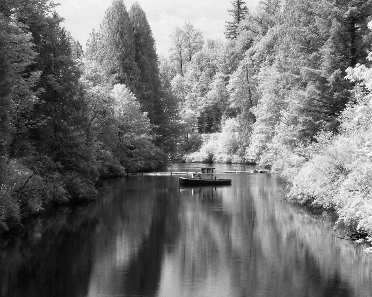 @1brsc1· Sep 1 @ILFORDPhoto @VanArtGallery #fridayfavourites #ilfordphoto #nautical The MV Shirley Mamiya C330 Pro S w/ 180mm lens IR 720 filter & ILFORD SFX film ~ f/22 @ 1 sec.